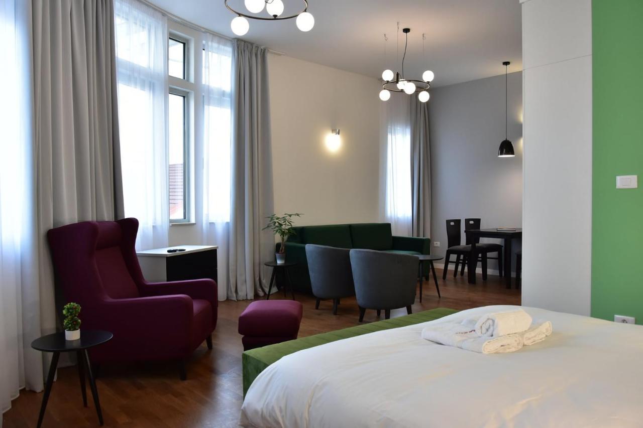 Osten Art Hotel Skopje Ngoại thất bức ảnh