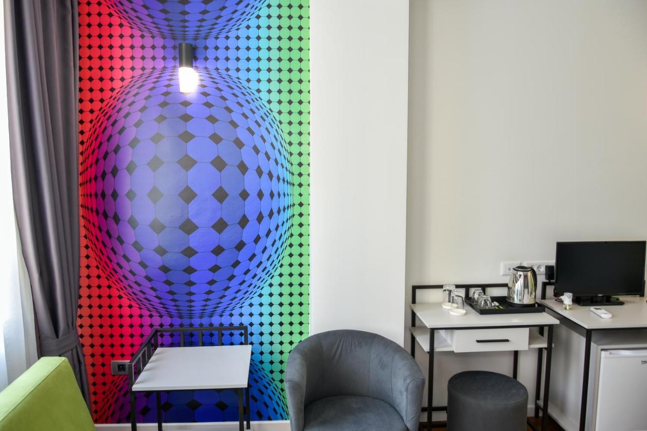 Osten Art Hotel Skopje Ngoại thất bức ảnh