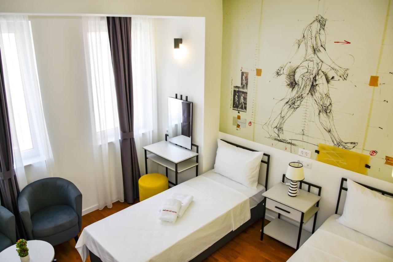 Osten Art Hotel Skopje Ngoại thất bức ảnh
