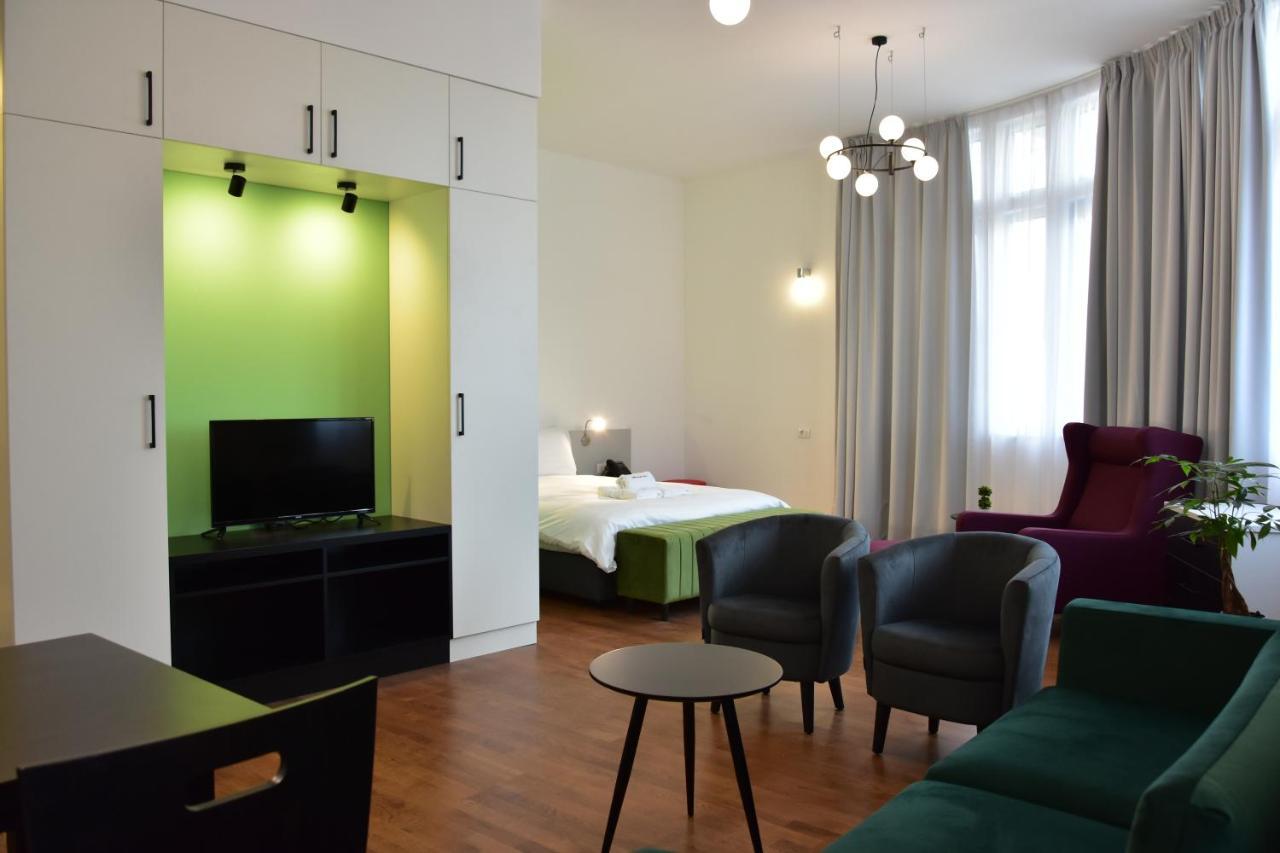 Osten Art Hotel Skopje Ngoại thất bức ảnh