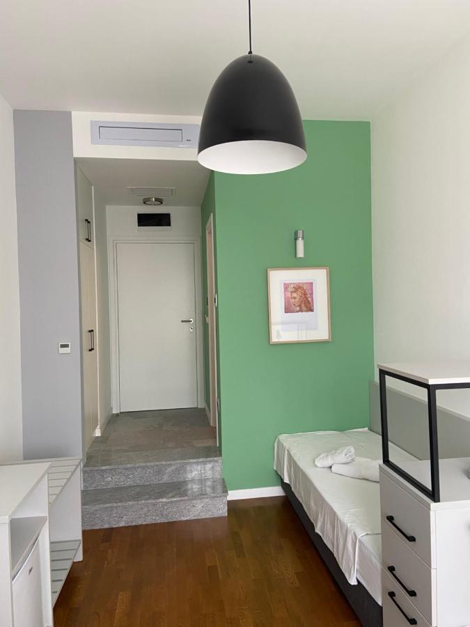 Osten Art Hotel Skopje Ngoại thất bức ảnh