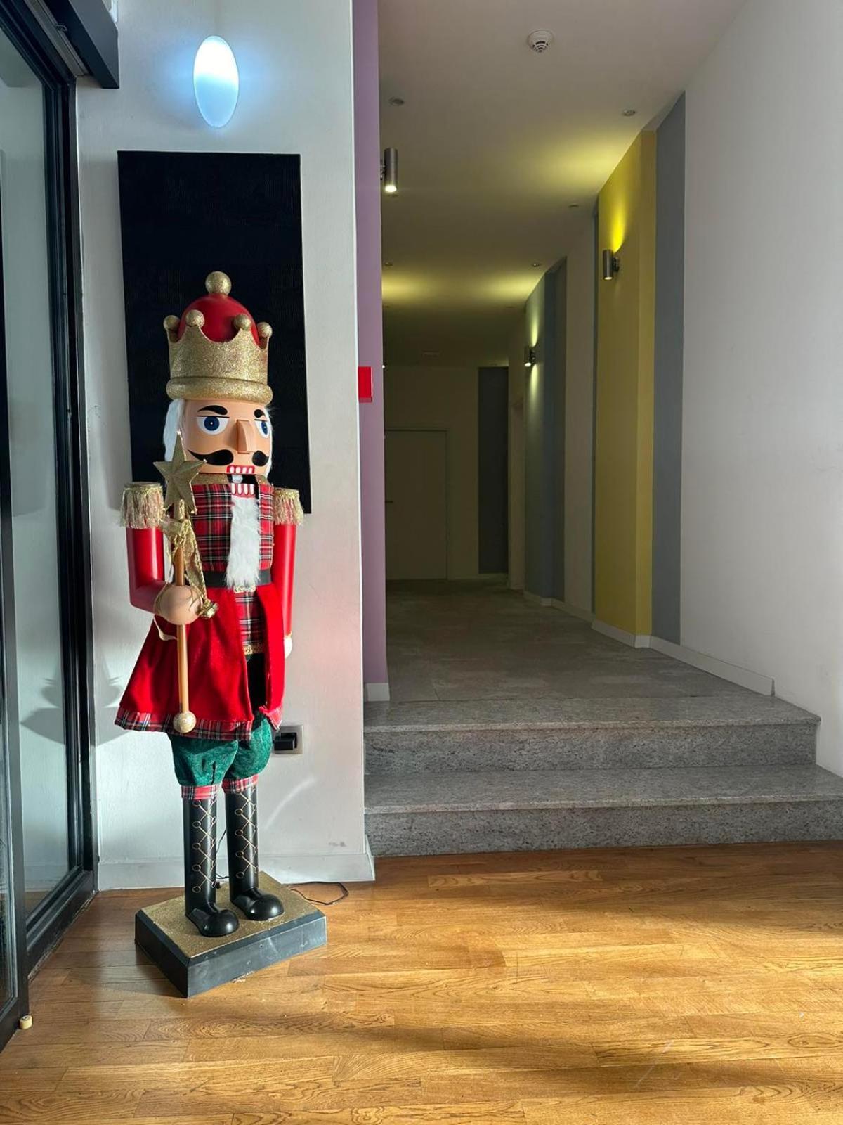 Osten Art Hotel Skopje Ngoại thất bức ảnh